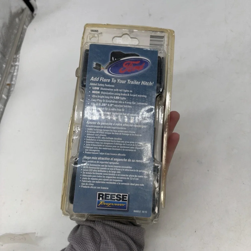 Ford Trailer Hitch Lighted Hitch Cover Reese Towpower LED Light New SEALED